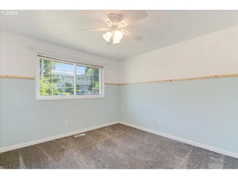 15843 Ne Thompson Court Portland OR 97230