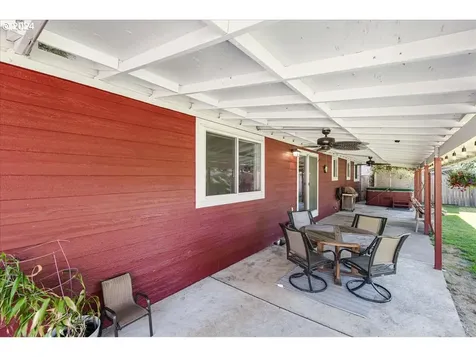 15843 Ne Thompson Court Portland OR 97230