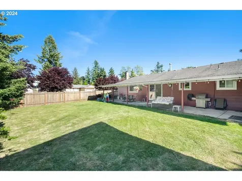 15843 Ne Thompson Court Portland OR 97230