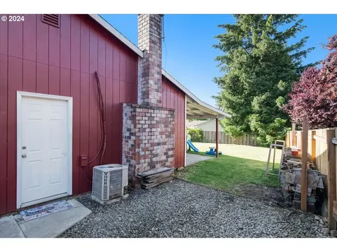 15843 Ne Thompson Court Portland OR 97230