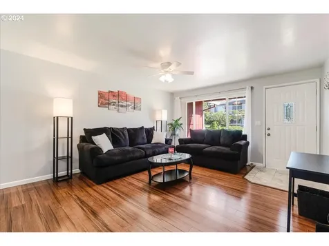 15843 Ne Thompson Court Portland OR 97230