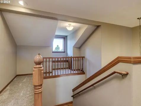 15894 Altona Lane Oregon City OR 97045