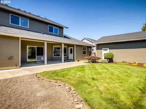 15894 Altona Lane Oregon City OR 97045