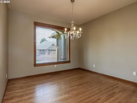 15894 Altona Lane Oregon City OR 97045