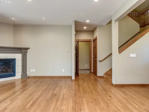 15894 Altona Lane Oregon City OR 97045