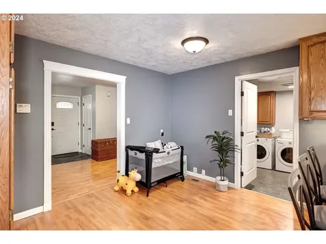 2211 Se 181st Avenue Portland OR 97233