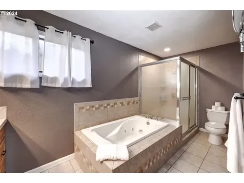 2211 Se 181st Avenue Portland OR 97233
