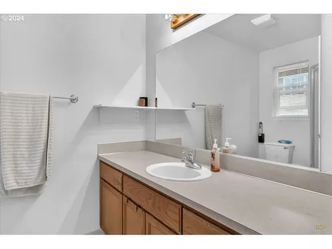 1825 3rd Street Columbia City OR 97018