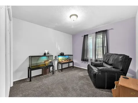 1825 3rd Street Columbia City OR 97018