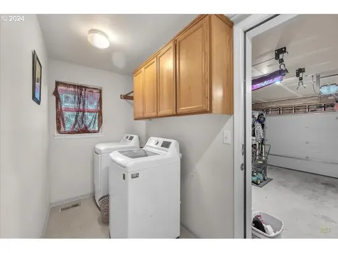 1825 3rd Street Columbia City OR 97018
