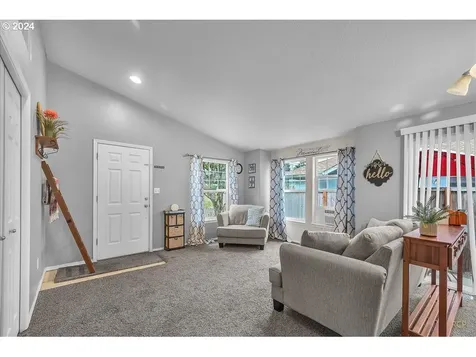 1825 3rd Street Columbia City OR 97018