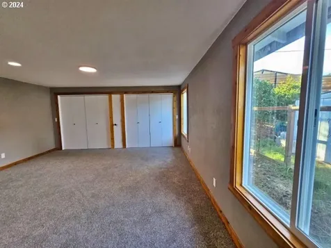 315 El Pino Avenue Lincoln City OR 97367