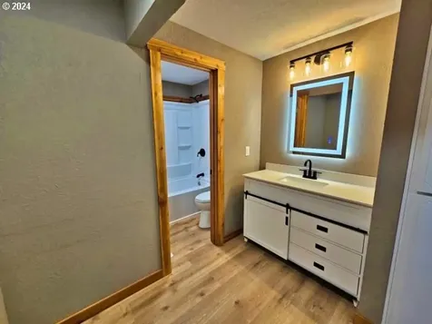 315 El Pino Avenue Lincoln City OR 97367