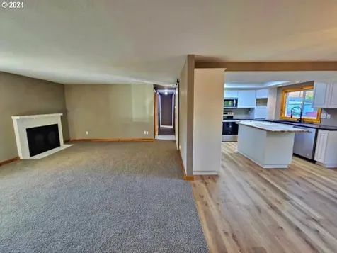 315 El Pino Avenue Lincoln City OR 97367