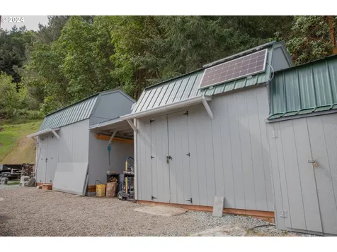 3177 Weaver Road Myrtle Creek OR 97457