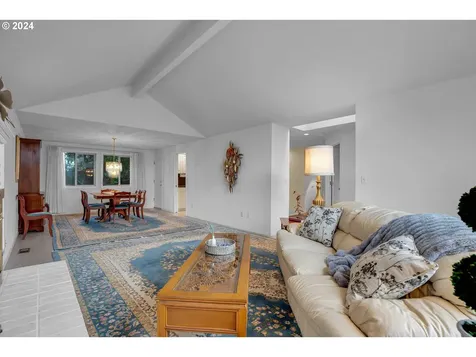 1580 Nw 175th Place Beaverton OR 97006