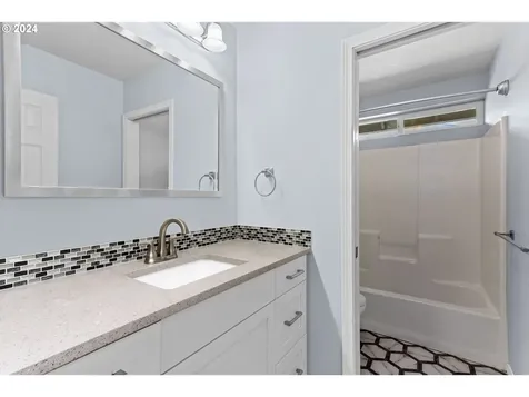 3501 SE 171st Avenue Vancouver WA 98683