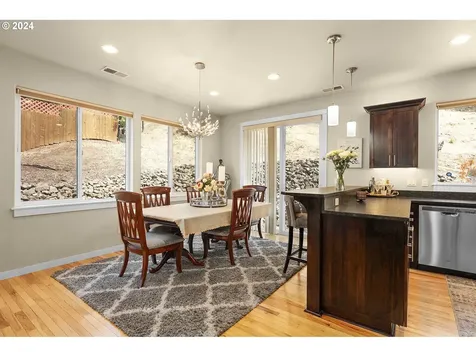 1699 NE Rocky Drive Roseburg OR 97470