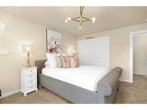 1699 NE Rocky Drive Roseburg OR 97470