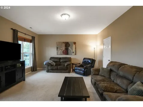 2830 Fillmore Avenue NW Salem OR 97304