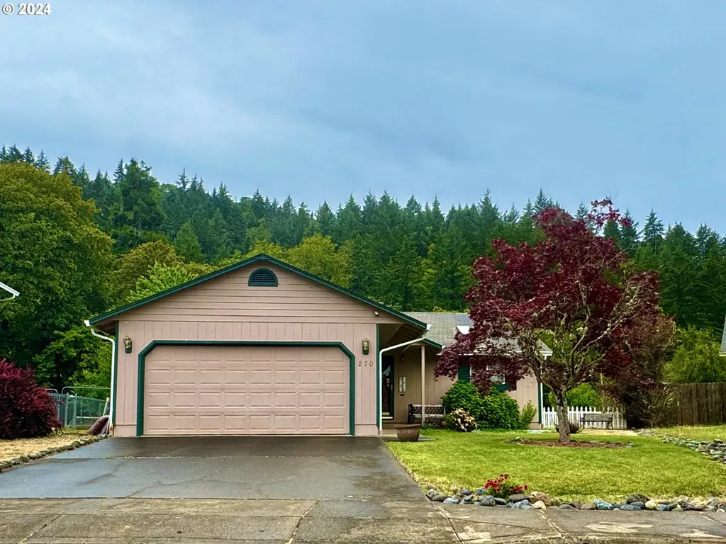270 Se Wildwood Way Myrtle Creek OR 97457