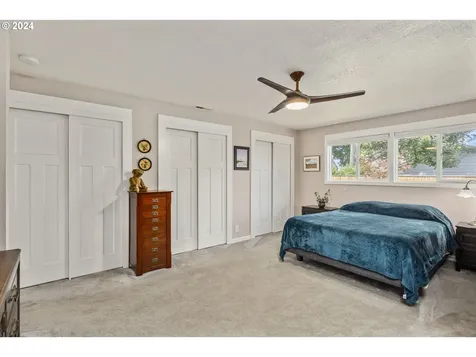 1733 Avon Way Forest Grove OR 97116