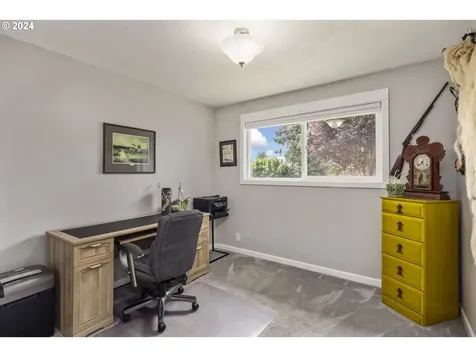 1733 Avon Way Forest Grove OR 97116