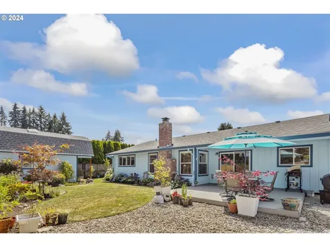 1733 Avon Way Forest Grove OR 97116
