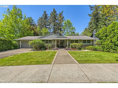 1885 Sw Warwick Avenue Portland OR 97225