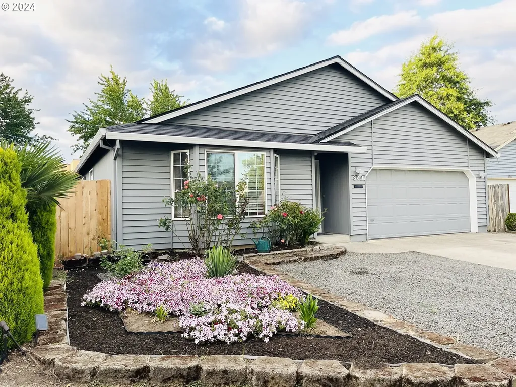 809 Se 74th Avenue Hillsboro OR 97123