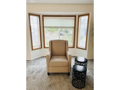 809 Se 74th Avenue Hillsboro OR 97123
