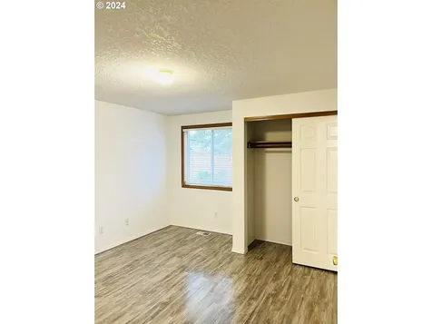 809 Se 74th Avenue Hillsboro OR 97123