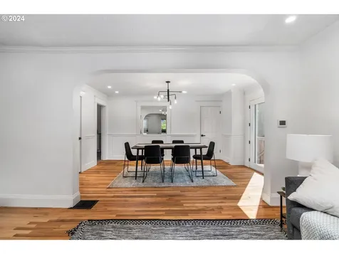 5104 NE 24th Avenue Portland OR 97211