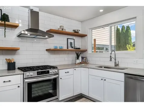 5104 NE 24th Avenue Portland OR 97211