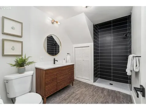 5104 NE 24th Avenue Portland OR 97211