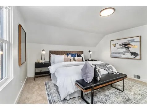 5104 NE 24th Avenue Portland OR 97211