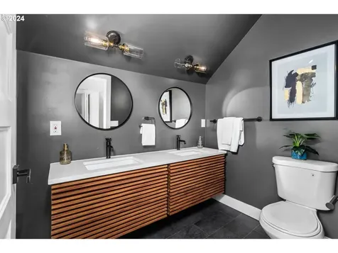 5104 NE 24th Avenue Portland OR 97211