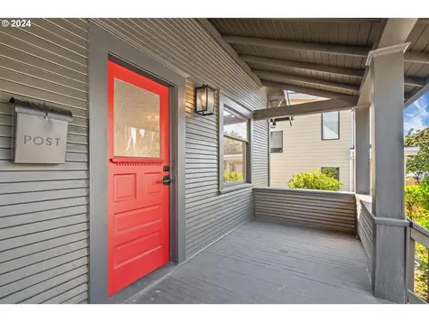 5104 NE 24th Avenue Portland OR 97211