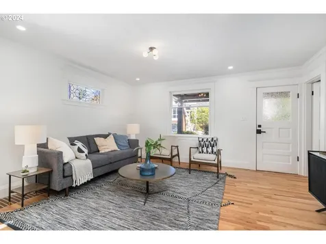 5104 NE 24th Avenue Portland OR 97211