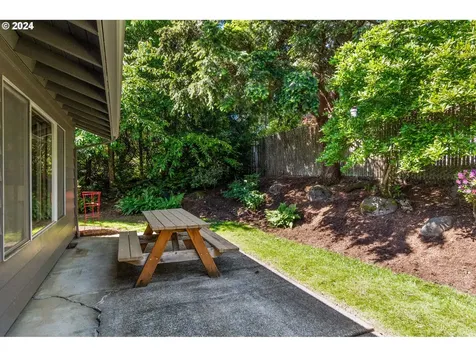 9328 Sw Camille Terrace Portland OR 97223