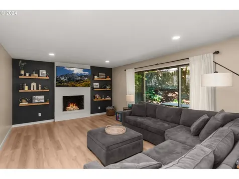 9328 Sw Camille Terrace Portland OR 97223