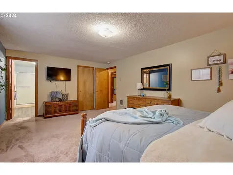 3709 NE 159th Avenue Vancouver WA 98682