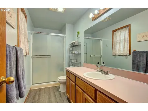 3709 NE 159th Avenue Vancouver WA 98682