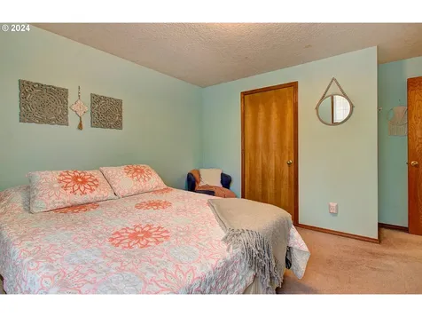 3709 NE 159th Avenue Vancouver WA 98682