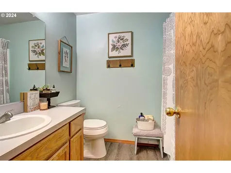 3709 NE 159th Avenue Vancouver WA 98682
