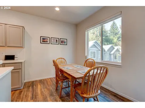 15805 Sw Redstone Drive Beaverton OR 97007