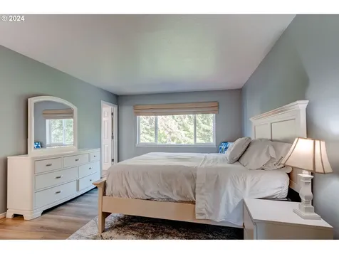 15805 Sw Redstone Drive Beaverton OR 97007