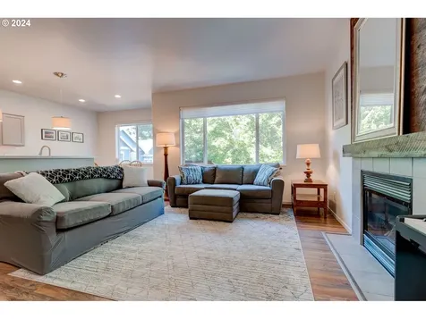 15805 Sw Redstone Drive Beaverton OR 97007