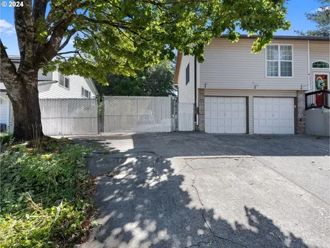 714 Se 40th Street Troutdale OR 97060