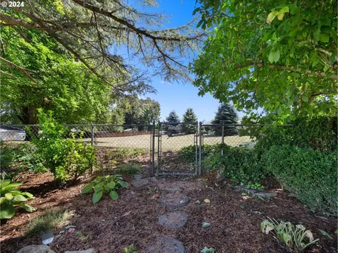 714 Se 40th Street Troutdale OR 97060